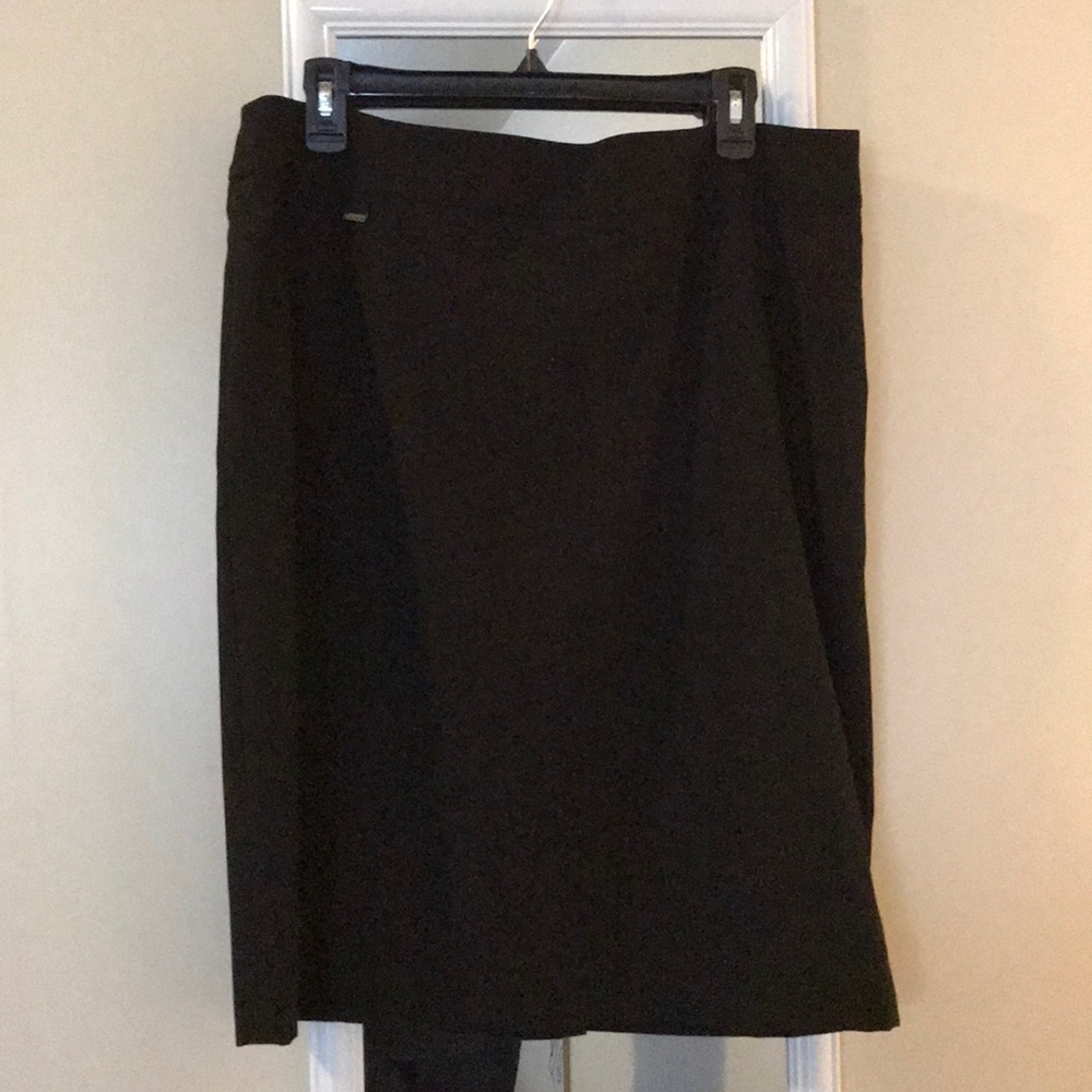 Never worn Calvin Klein skirt